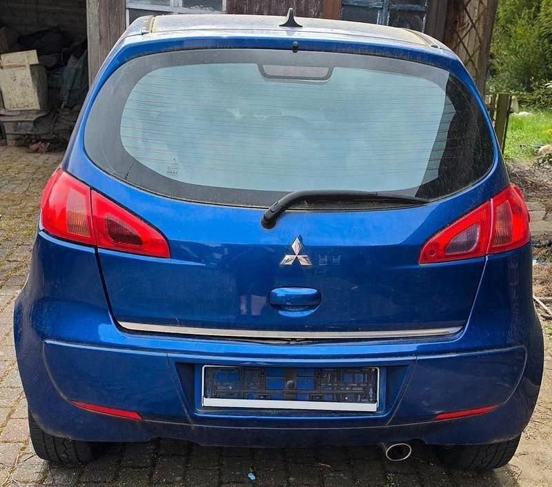 Gebraucht Mitsubishi Colt Motion 75 PS (55 kW) 2006 Blau Limousine