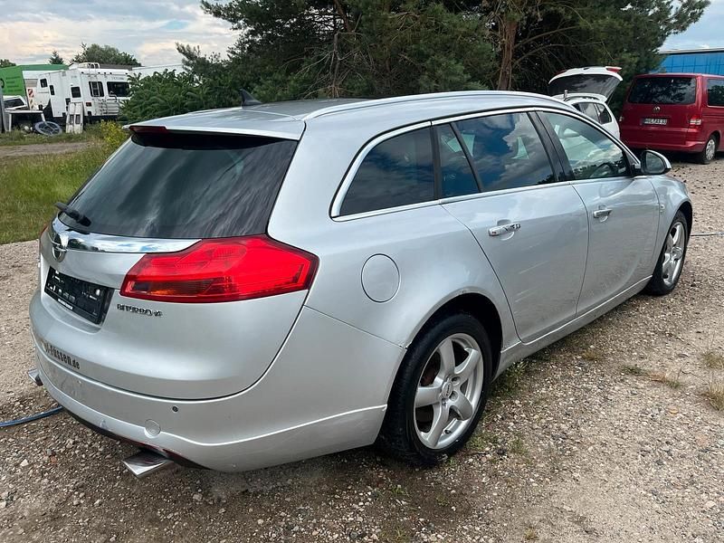 Gebraucht Opel Insignia OPC 196 PS (144 kW) 2012 Silber Kombi