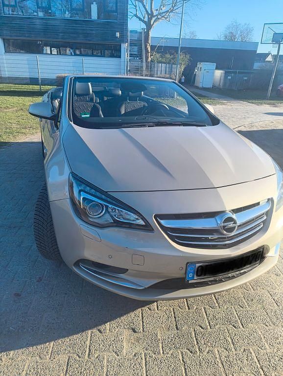 Gebraucht Opel Cascada Innovation 140 PS (102 kW) 2013 Beige Cabrio