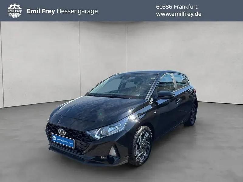 Schwarz Gebraucht 2023 Hyundai i20 Trend Kleinwagen | 17.350 € (Fairer Preis) - Bild 1/4
