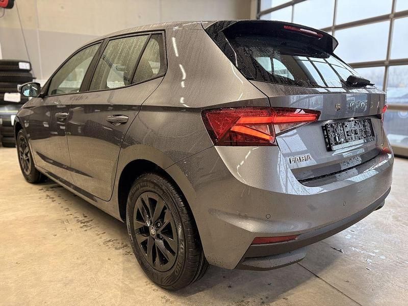 Neu Skoda Fabia 95 PS (69 kW) 2026 Grau Kleinwagen