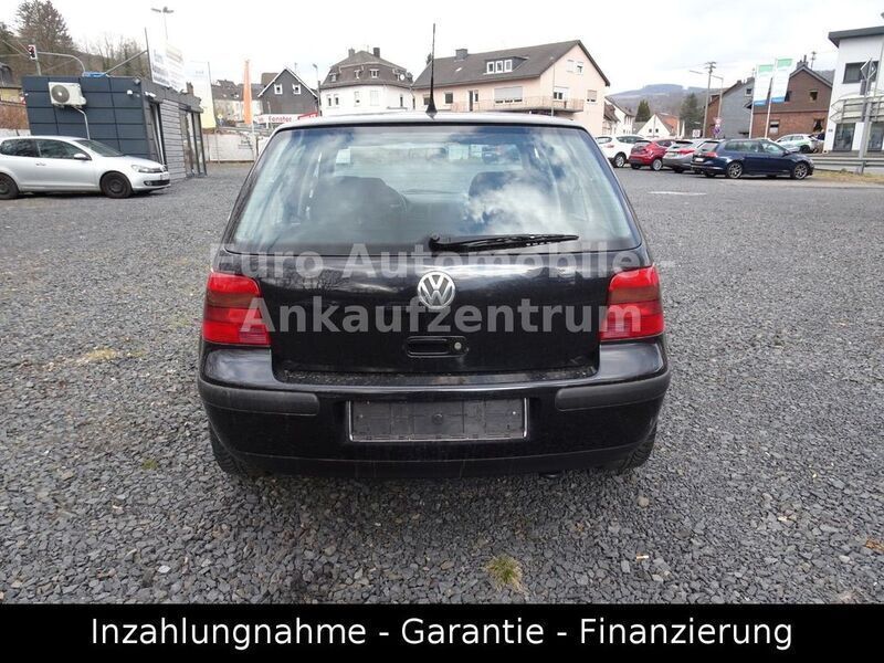 Gebraucht VW Golf IV 75 PS (55 kW) 2002 Schwarz Limousine