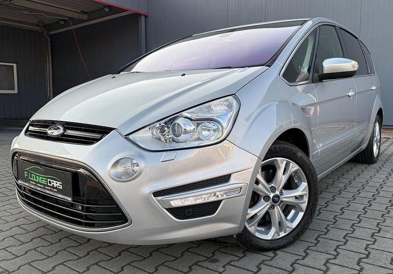 Gebraucht Ford S-MAX Titanium 200 PS (147 kW) 2014 Silber Van / Kleinbus