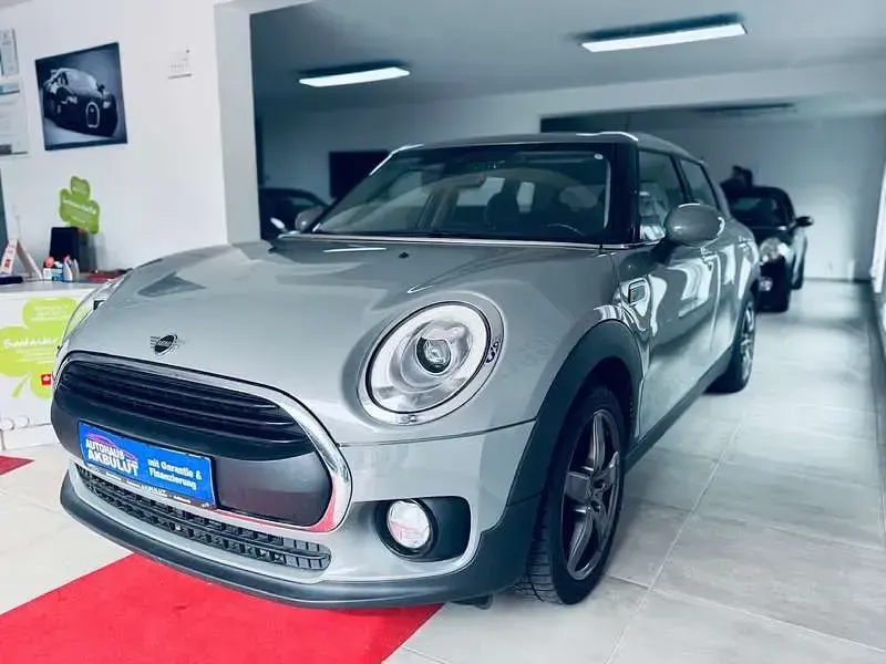 Gebraucht Mini One Clubman 102 PS (75 kW) 2020 Grau Kombi