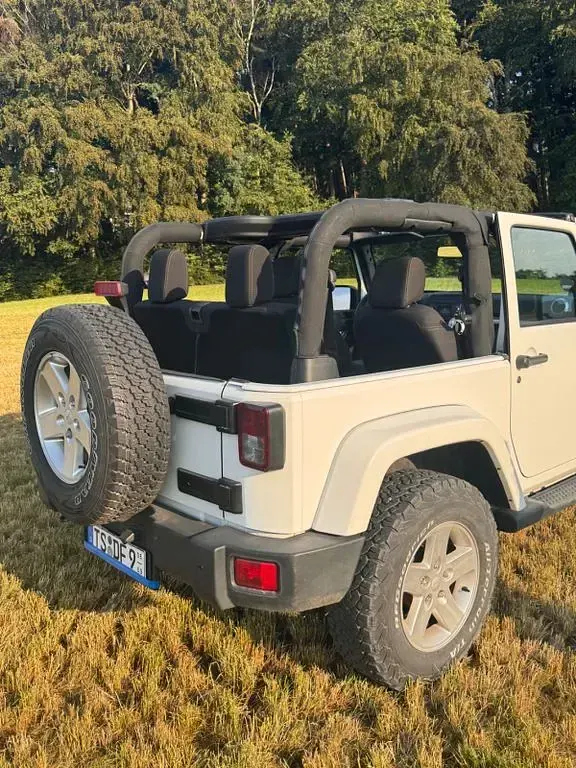 Gebraucht Jeep Wrangler Sahara 200 PS (147 kW) 2014 Weiß SUV