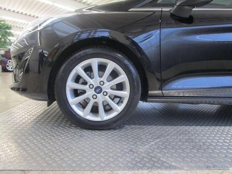 Gebraucht Ford Fiesta Titanium 86 PS (63 kW) 2019 Schwarz Kleinwagen