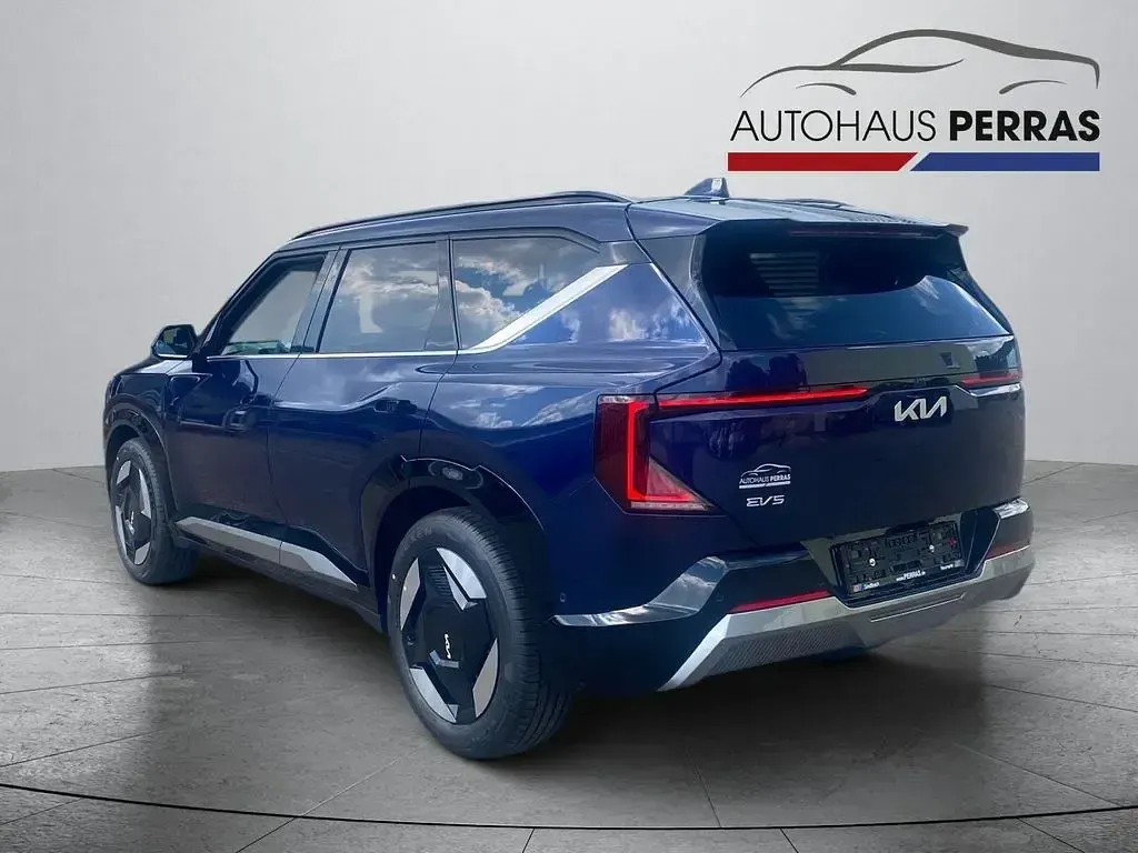 Neu Kia EV5 Earth 160 kW (218 PS) 2026 Dark ocean blue SUV