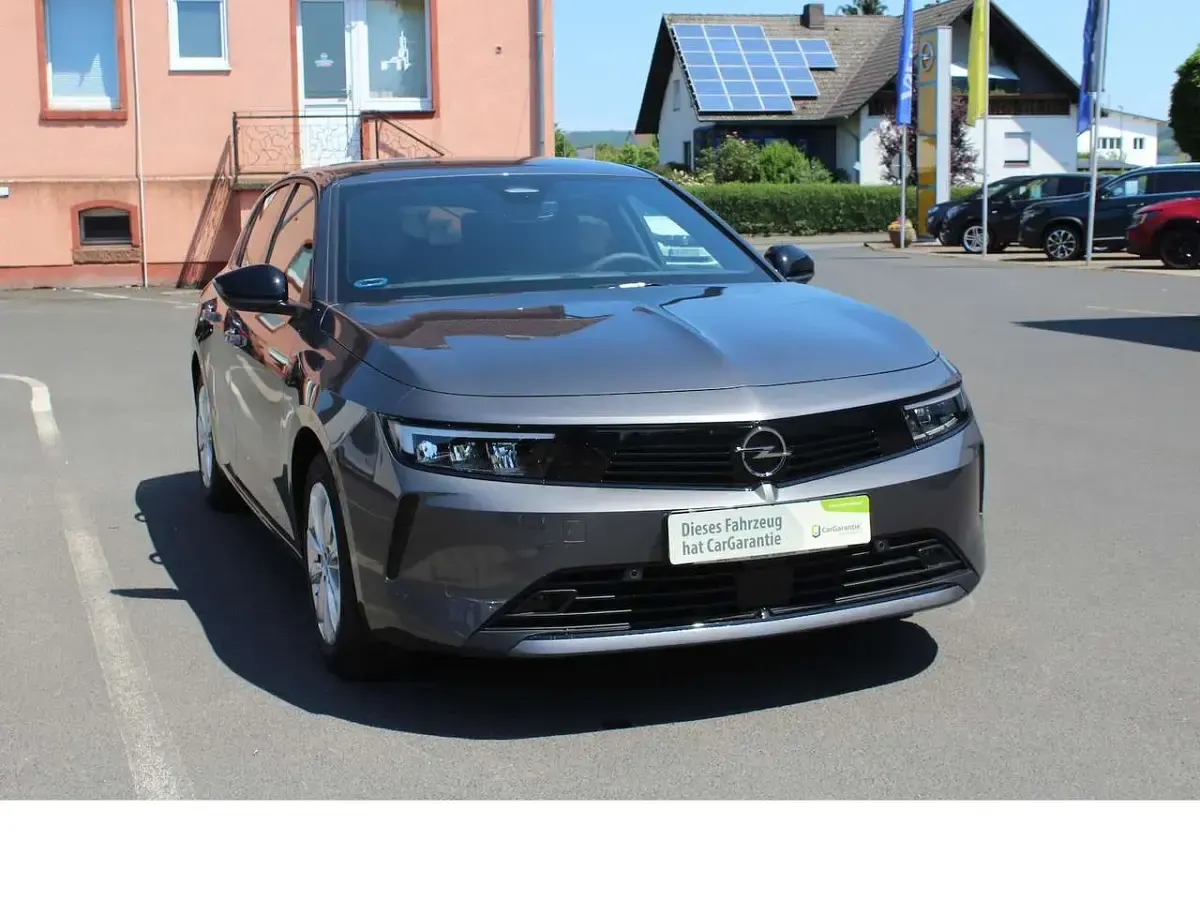 Gebraucht Opel Astra Edition 110 PS (80 kW) 2025 Grau Kleinwagen