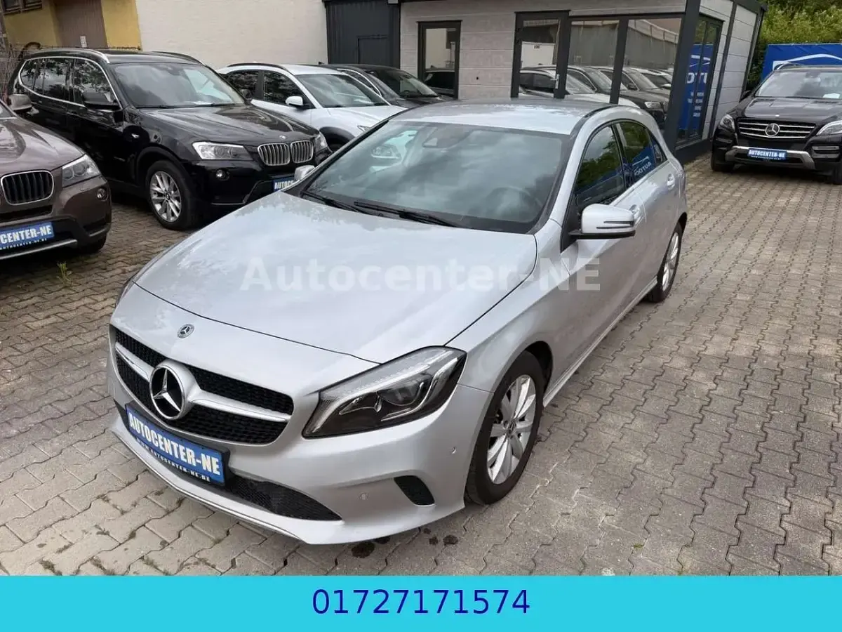 Gebraucht Mercedes A200 136 PS (100 kW) 2018 Silber Limousine