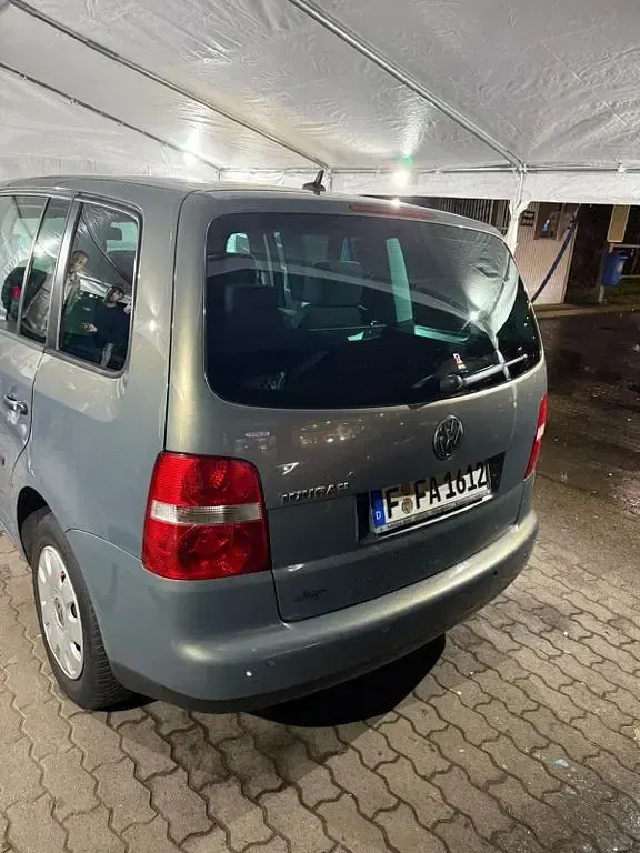 Gebraucht VW Touran Basis 102 PS (75 kW) 2004 Grau Van / Kleinbus