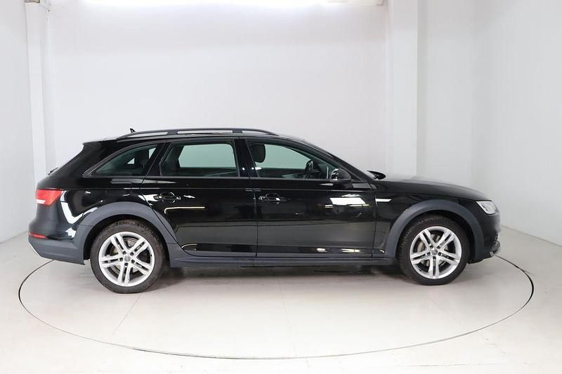 Gebraucht Audi A4 Allroad Comfort 190 PS (139 kW) 2017 Schwarz Kombi