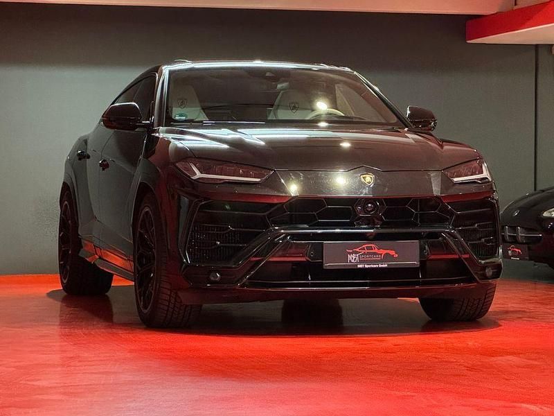 Second-hand Lamborghini Urus 650 CP (478 kW) 2020 Negru SUV