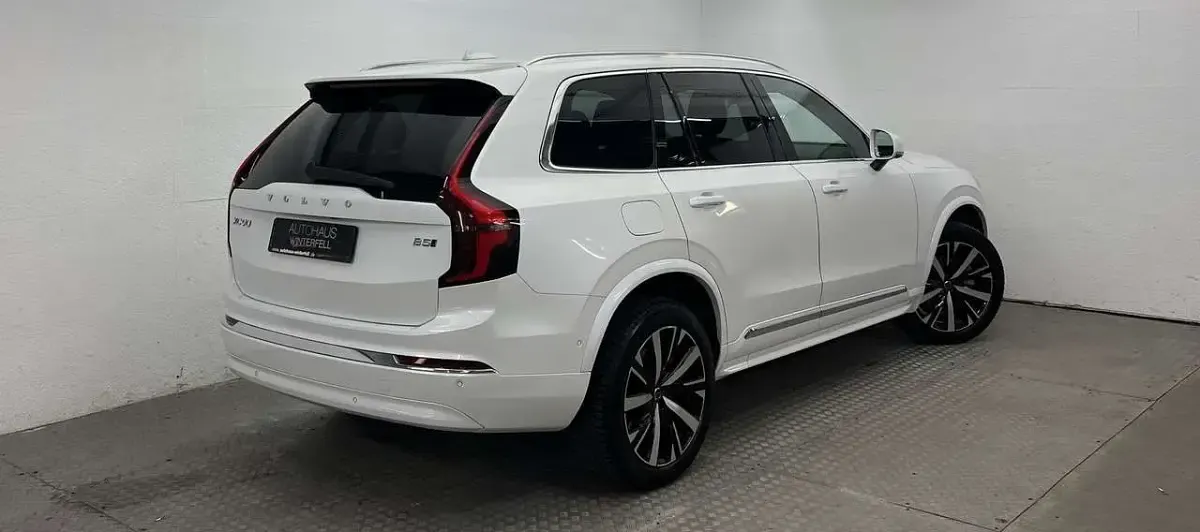 Gebraucht Volvo XC90 Plus 250 PS (183 kW) 2025 Weiß SUV