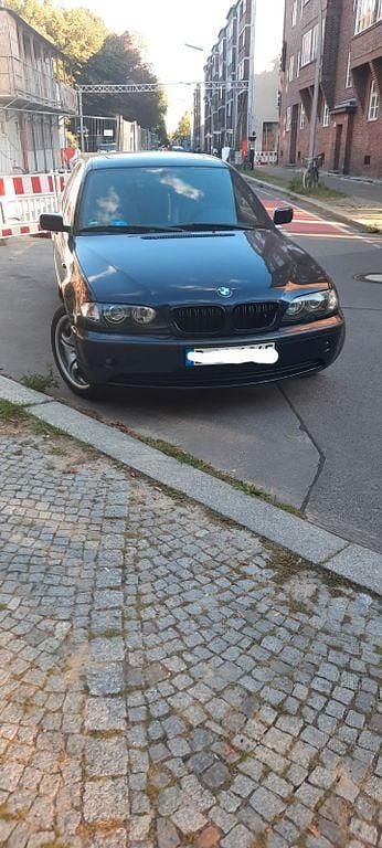 Gebraucht BMW 318 Exclusive 143 PS (105 kW) 2005 Blau Limousine