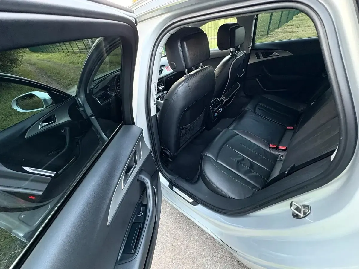 Gebraucht Audi A6 204 PS (150 kW) 2012 Silber Kombi