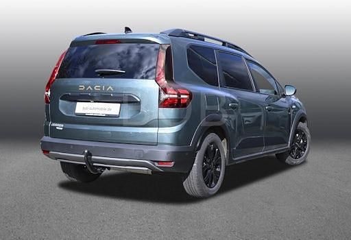 Gebraucht Dacia Jogger Extreme 141 PS (103 kW) 2023 Zedergrün (grün) Van / Kleinbus