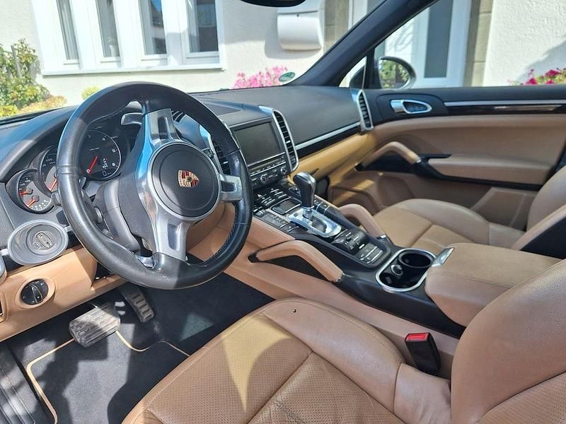 Schwarz Gebraucht 2014 Porsche Cayenne Platinum Edition SUV | 19.750 € (Superpreis) - Bild 1/4