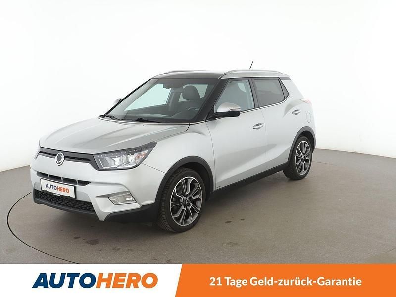 Grau Gebraucht 2019 Ssangyong (KGM) Tivoli Crystal SUV | 10.840 € - Bild 1/3