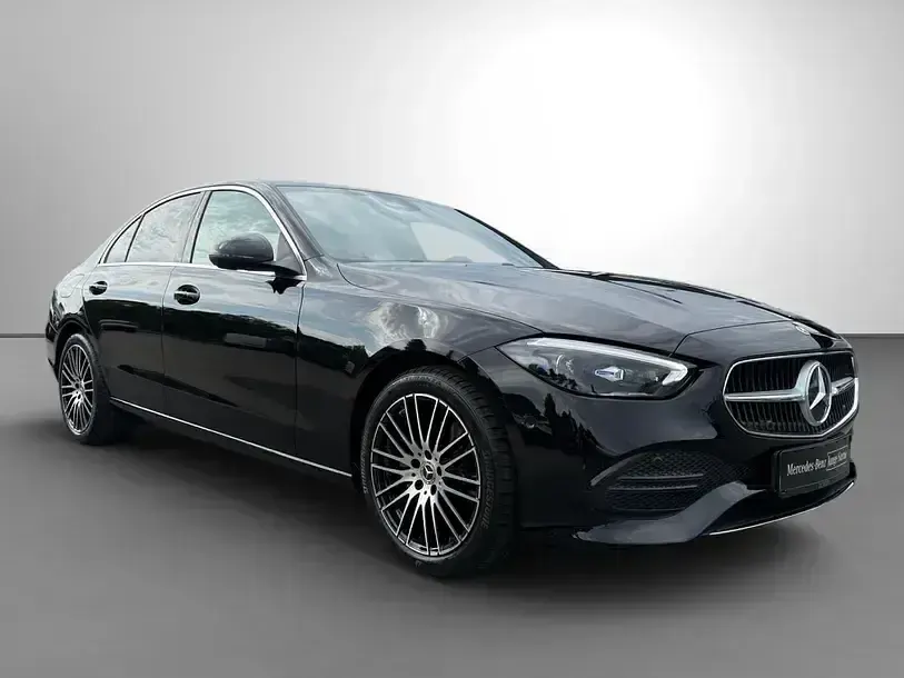 Gebraucht Mercedes C180 Avantgarde 170 PS (125 kW) 2025 Schwarz Limousine