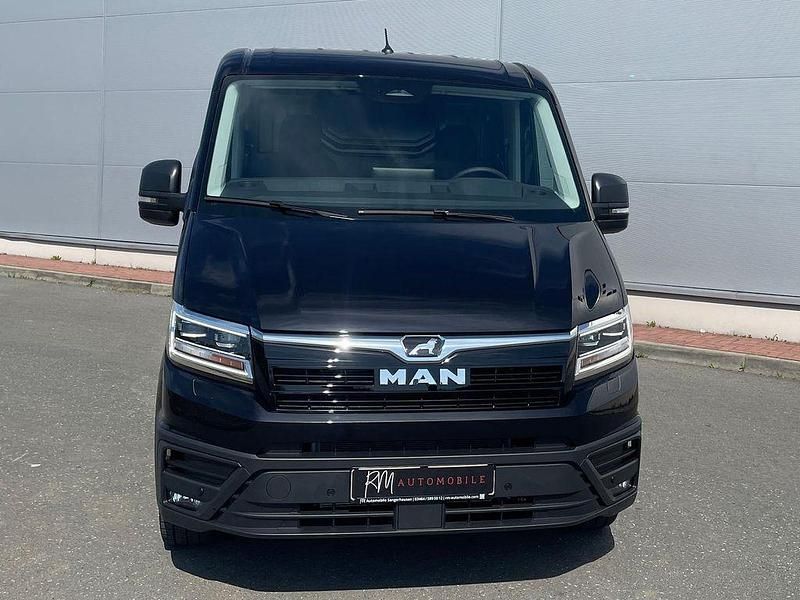 Neu MAN TGE 177 PS (130 kW) 2025 Schwarz Van