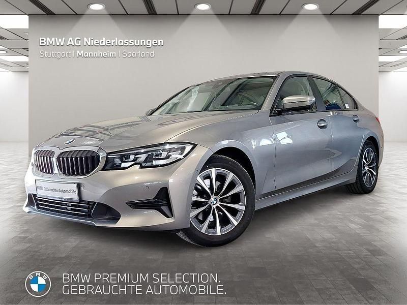 Grau Gebraucht 2022 BMW 320 Sport Line Limousine | 32.880 € (Fairer Preis) - Bild 1/4