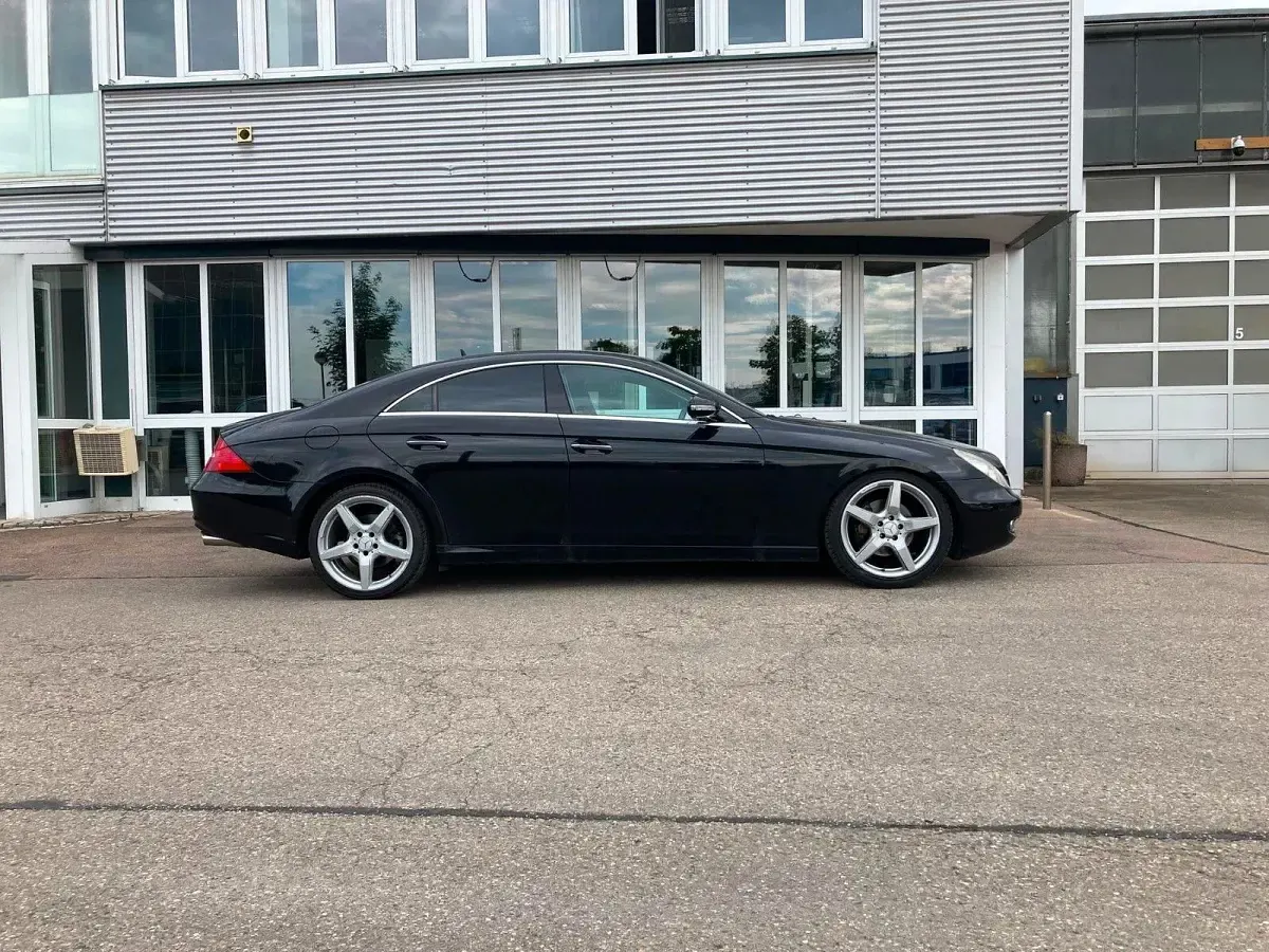 Gebraucht Mercedes CLS320 224 PS (164 kW) 2007 Schwarz Coupé
