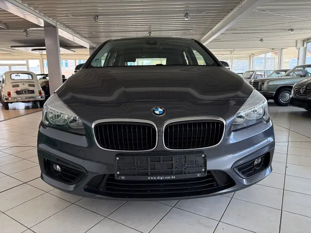 Używany BMW 218 Advantage 136 KM (100 kW) 2017 Szary Kombi