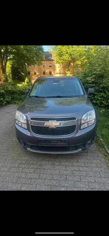 Gebraucht Chevrolet Orlando 141 PS (103 kW) 2011 Grau Van / Kleinbus