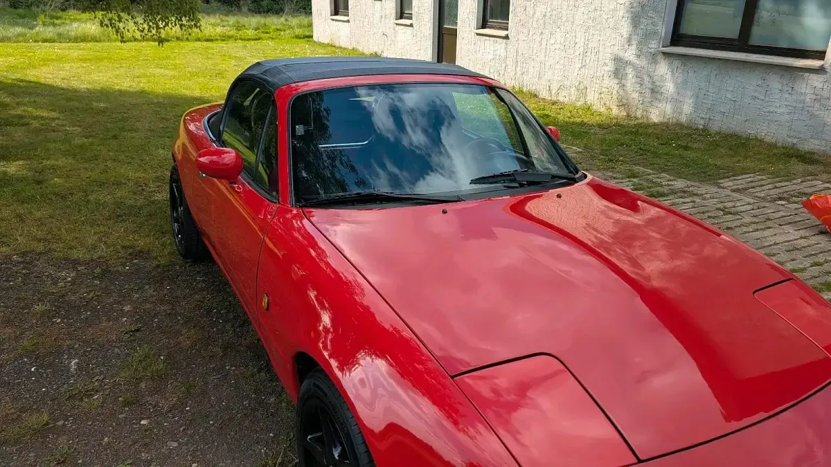 Używany Mazda MX5 116 KM (85 kW) 1991 Czerwony Kabriolet