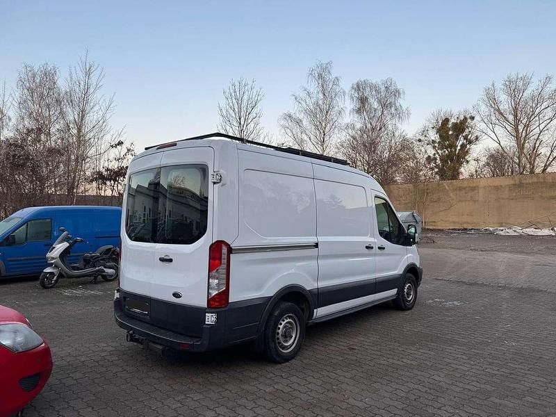 Gebraucht Ford Transit 105 PS (77 kW) 2017 Weiß Van