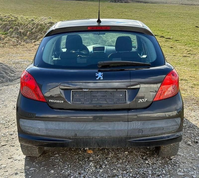 Gebraucht Peugeot 207 88 PS (64 kW) 2006 Schwarz Limousine
