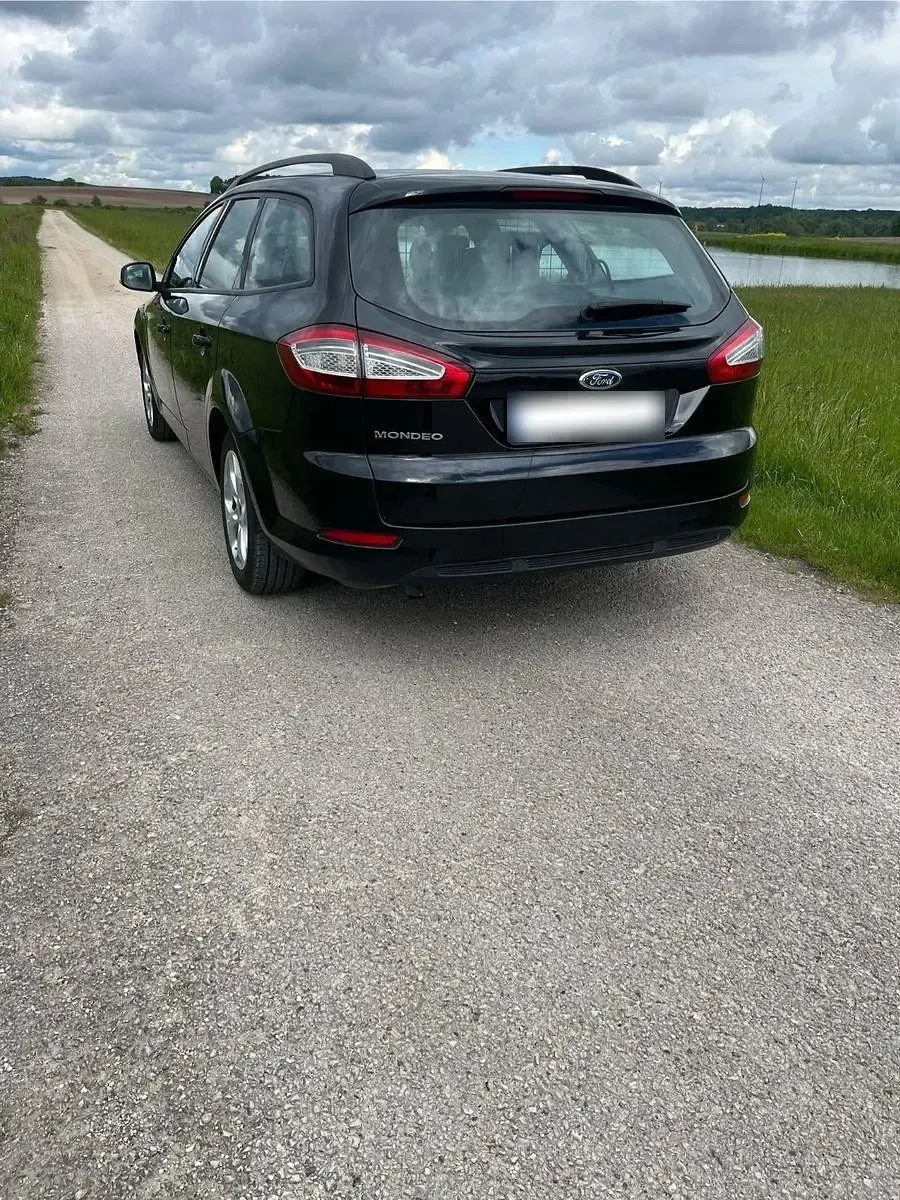 Gebraucht Ford Mondeo Trend 120 PS (88 kW) 2010 Schwarz Kombi