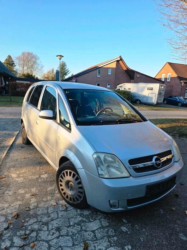 Gebraucht Opel Meriva 90 PS (66 kW) 2005 Silber Van / Kleinbus