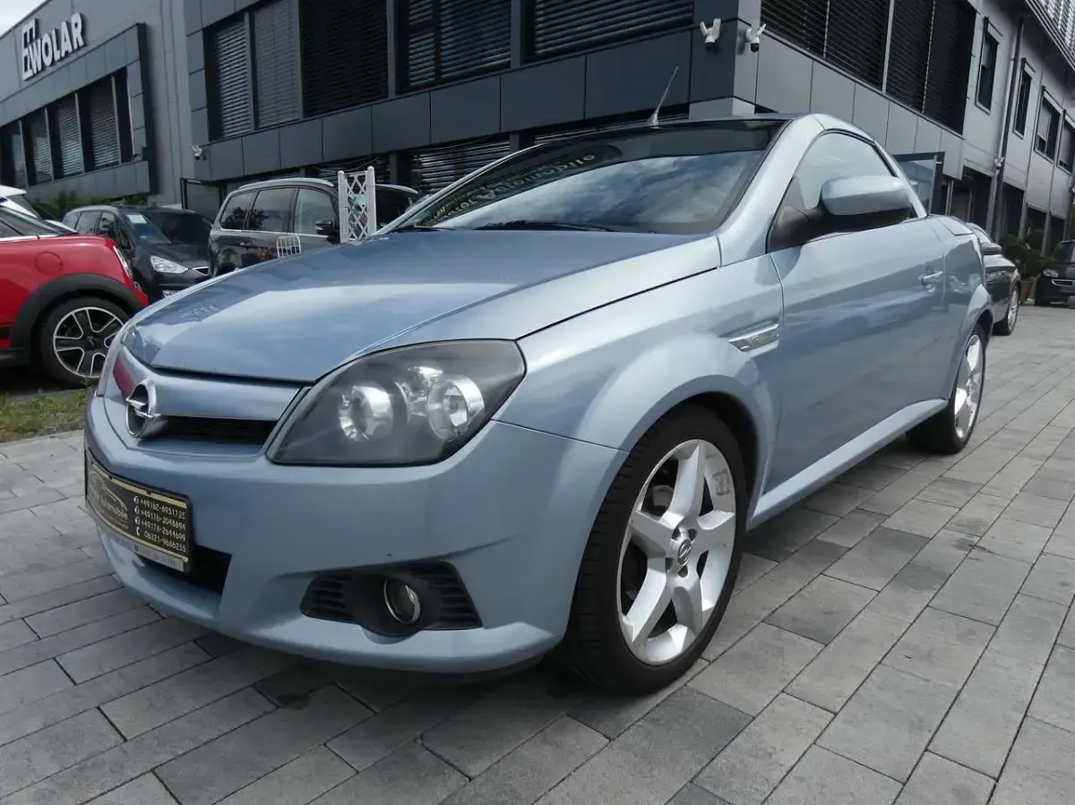 Gebraucht Opel Tigra Sport 125 PS (91 kW) 2004 Aeroblau mi2 Cabrio