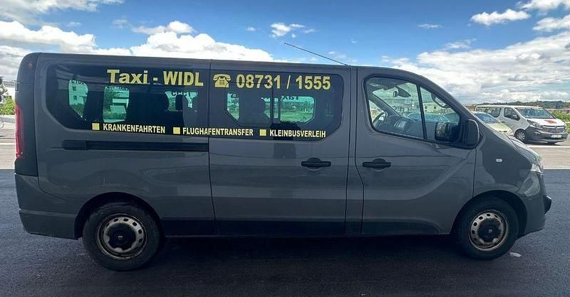 Gebraucht Opel Vivaro 120 PS (88 kW) 2019 Grau Van / Kleinbus