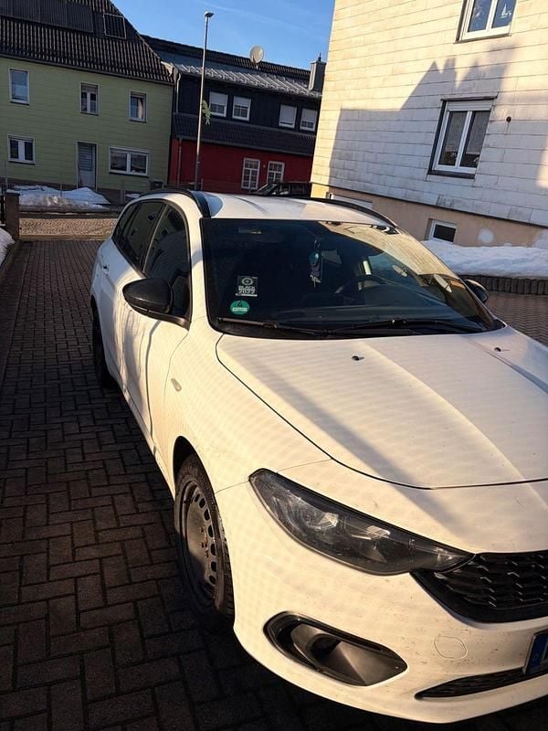 Weiß Gebraucht 2020 Fiat Tipo S Kombi | 11.499 € (Fairer Preis) - Bild 1/4