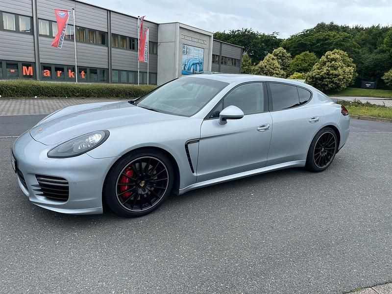 Silber Gebraucht 2013 Porsche Panamera GTS Limousine | 45.500 € (Fairer Preis) - Bild 1/4