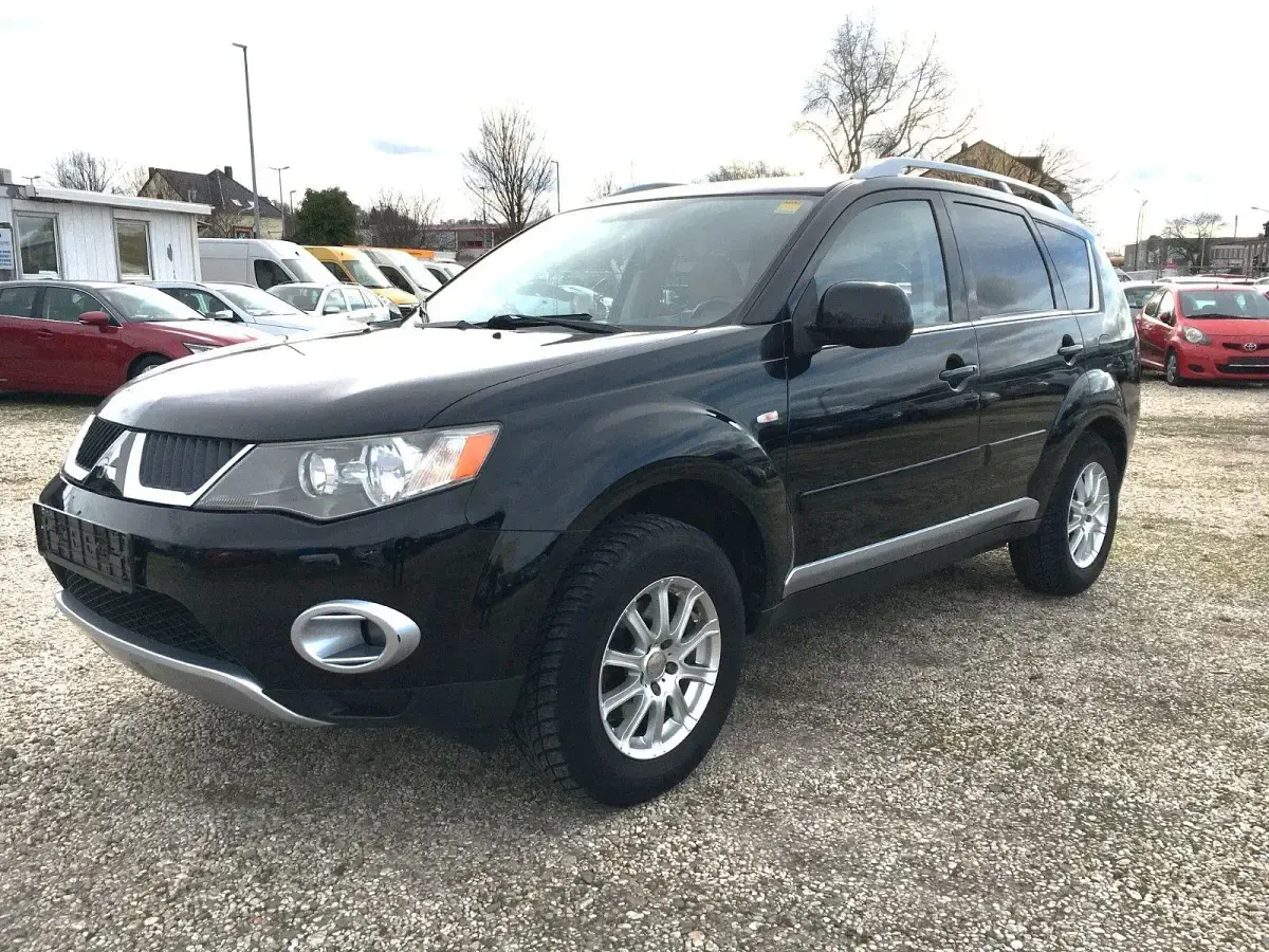 Gebraucht Mitsubishi Outlander Instyle 156 PS (114 kW) 2009 Schwarz SUV