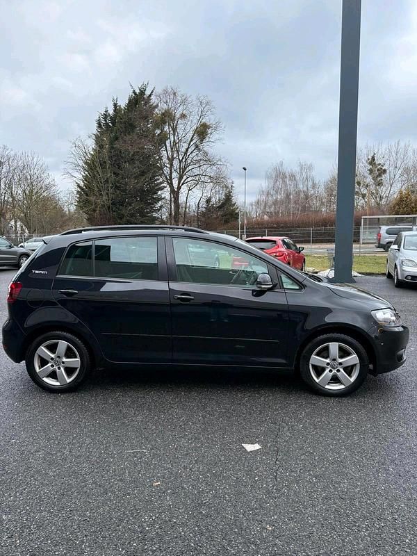 Gebraucht VW Golf VI 122 PS (89 kW) 2010 Schwarz Kleinwagen