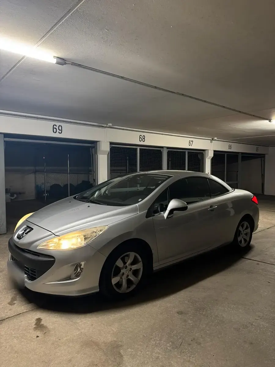 Gebraucht Peugeot 308 CC 156 PS (114 kW) 2011 Silber Cabrio