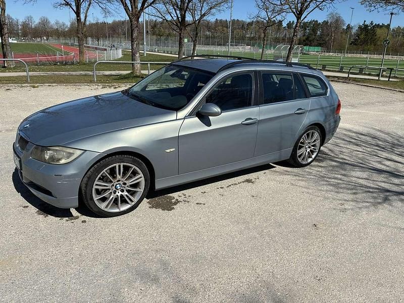 Gebraucht BMW 330 258 PS (189 kW) 2006 Kombi