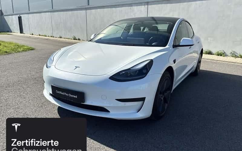 Weiß Gebraucht 2021 Tesla Model 3 RWD Limousine | 25.000 € (Fairer Preis) - Bild 1/4