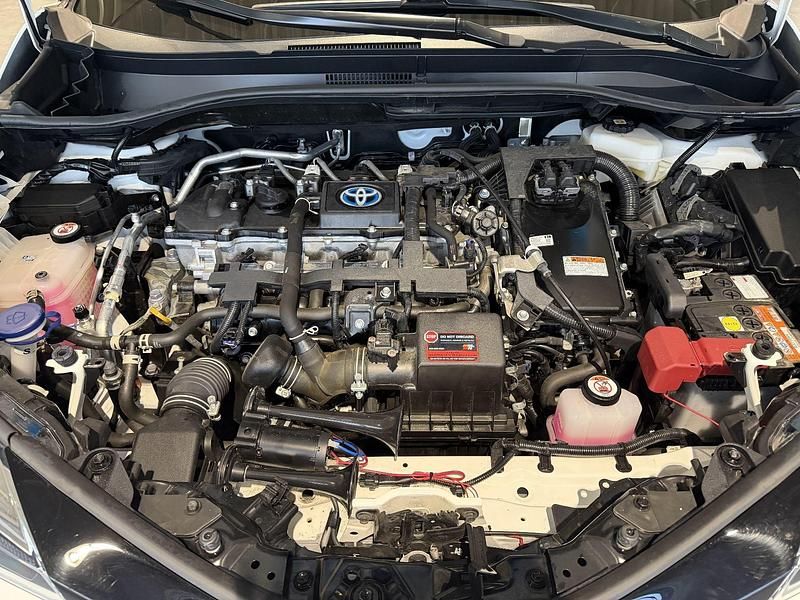 Gebraucht Toyota C-HR 98 PS (72 kW) 2023 Weiß SUV