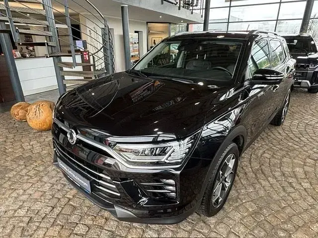 Gebraucht KGM Korando 163 PS (119 kW) 2024 Schwarz SUV