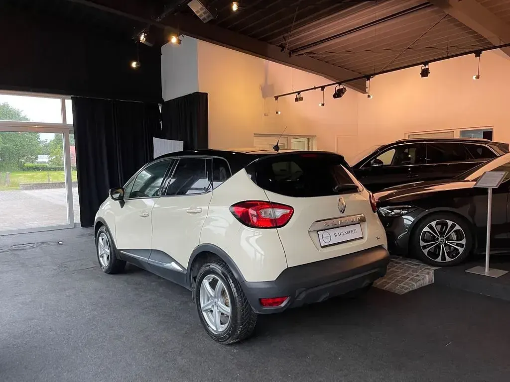 Gebraucht Renault Captur Intens 90 PS (66 kW) 2013 Schwarz SUV