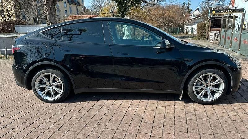 Gebraucht Tesla Model Y 274 kW (373 PS) 2023 Schwarz SUV