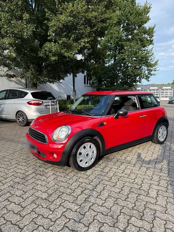 Gebraucht Mini ONE 75 PS (55 kW) 2009 Rot Kleinwagen