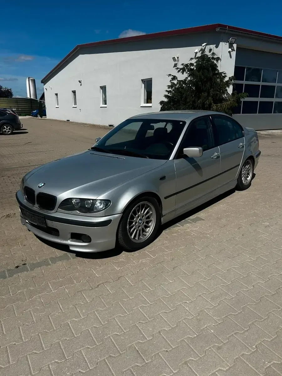 Gebraucht BMW 320 M Sport 150 PS (110 kW) 2003 Silber Limousine