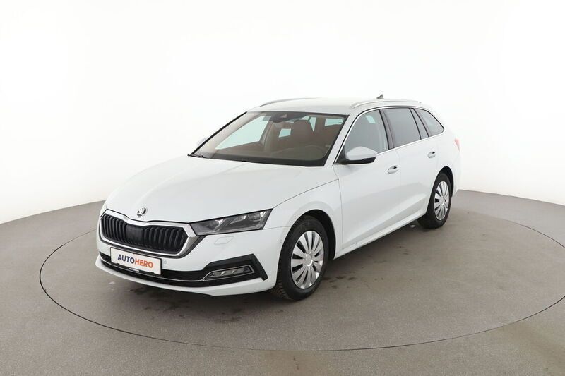 Weiß Gebraucht 2021 Skoda Octavia Style Kombi | 20.560 € (Fairer Preis) - Bild 1/4