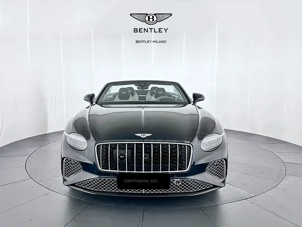 Neu Bentley Continental 519 PS (381 kW) 2026 Blau Cabrio